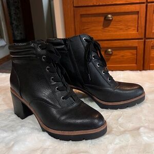 Naturalizer Madalynn3 Lace up Combat, Moto Boots Women’s Size 10M